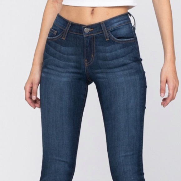 Judy Blue super stretchy and soft rayon 5 pocket skinny jeans - Picture 4 of 10